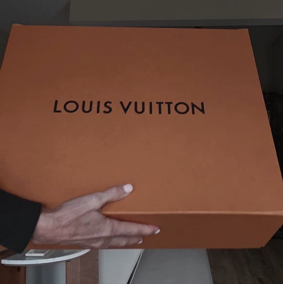 Louis Vuitton Handbags - Authentic Louis Vuitton Mahina XL Hobo Ivory Perforated Leather 2008 w/box*OBO